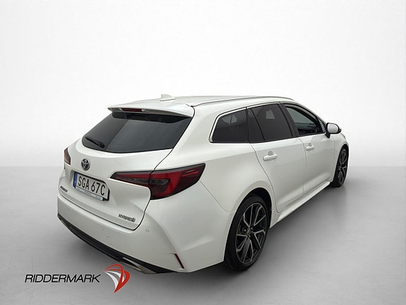 Toyota Corolla 8 of 30