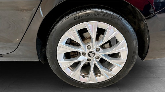 Skoda Superb 6 of 22