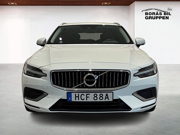 Volvo V60 8 of 16