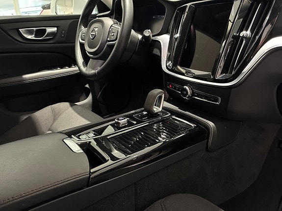 Volvo V60 15 of 16