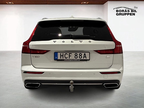 Volvo V60 7 of 16