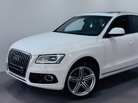 Audi Q5 2 of 20