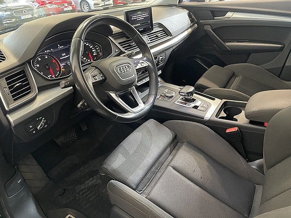 Audi Q5 15 of 27