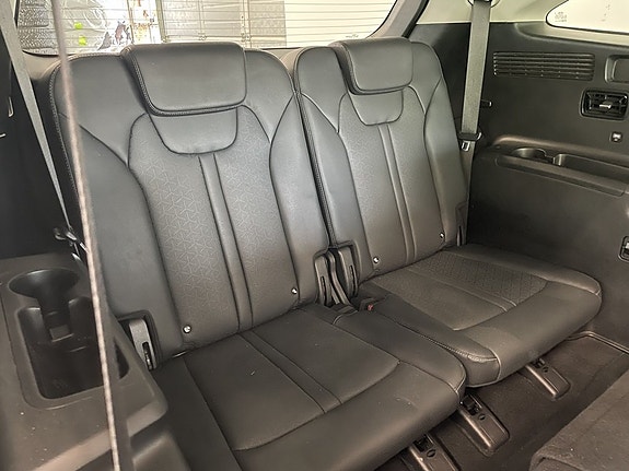 Kia Sorento 20 of 27
