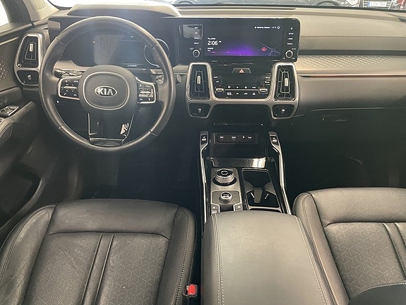 Kia Sorento 11 of 27