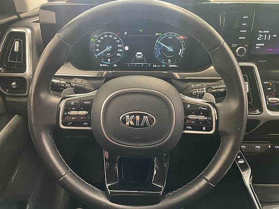 Kia Sorento 12 of 27