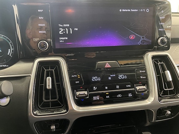Kia Sorento 16 of 27