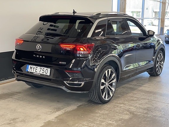 Volkswagen T-Roc 7 of 23