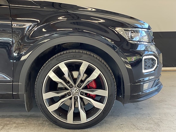 Volkswagen T-Roc 6 of 23