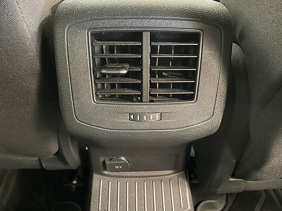 Volkswagen T-Roc 23 of 23