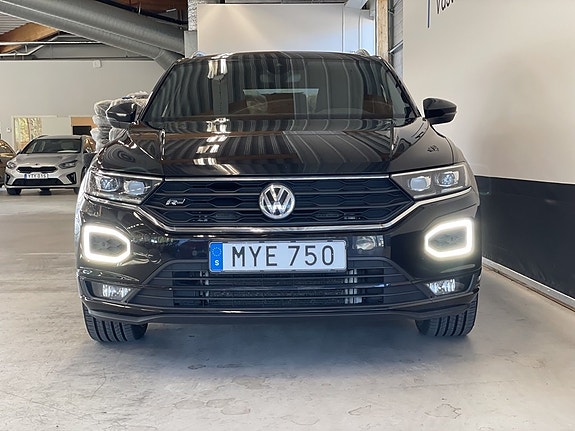 Volkswagen T-Roc 3 of 23