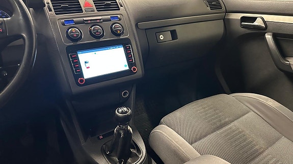 Volkswagen Touran 25 of 26
