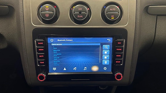 Volkswagen Touran 22 of 26