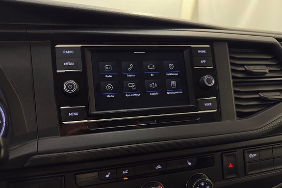 Volkswagen Transporter 15 of 22