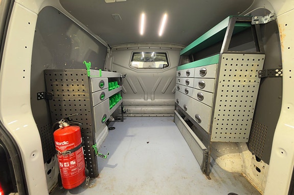 Volkswagen Transporter 22 of 22