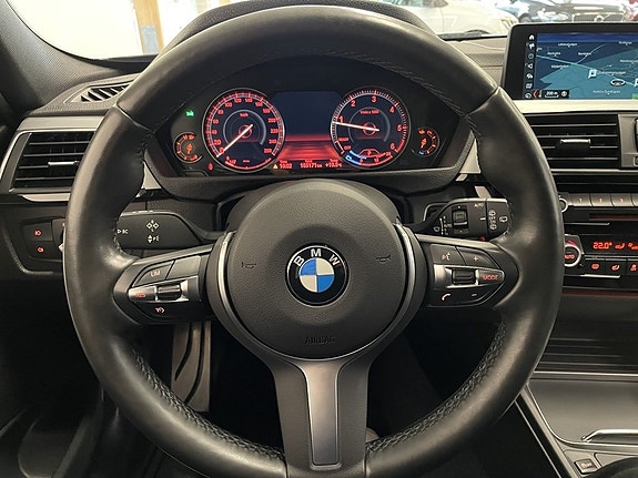 BMW 320 14 of 25