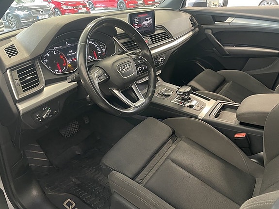 Audi Q5 14 of 26