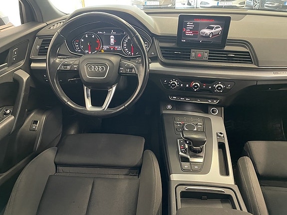 Audi Q5 12 of 26