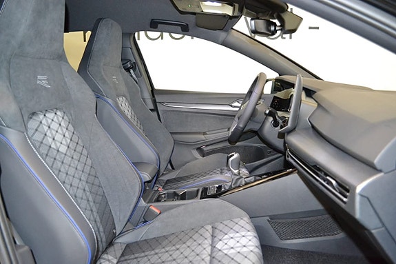 Volkswagen Golf I 11 of 13
