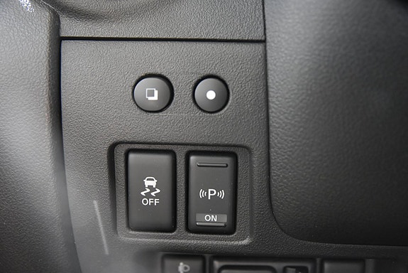 Nissan Micra 14 of 16