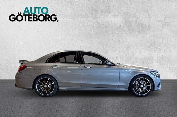 Mercedes-Benz C450 3 of 17