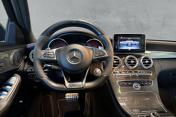 Mercedes-Benz C450 12 of 17