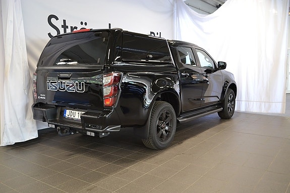 Isuzu D-max 3 of 9