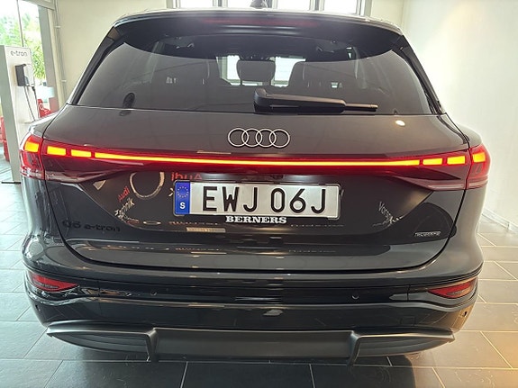 Audi Q6 e-tron 4 of 10