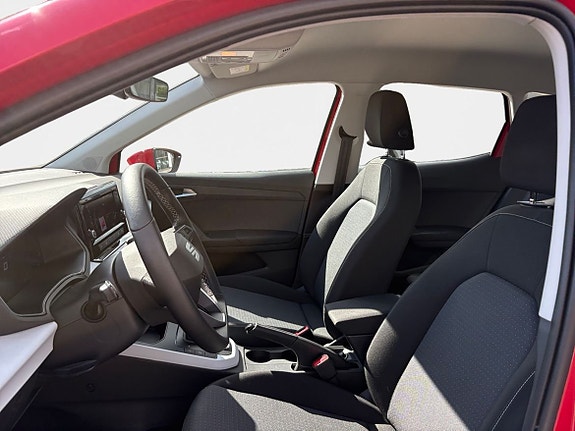 Seat Arona 9 of 14