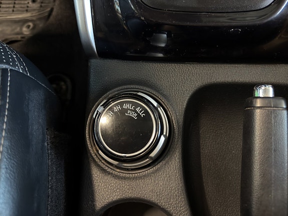 Mitsubishi L200 23 of 23