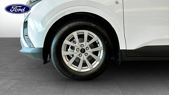 Ford Courier 9 of 10