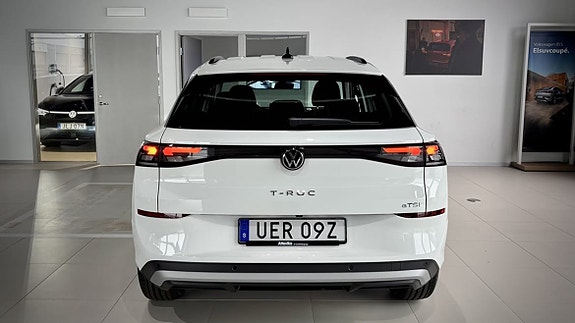 Volkswagen T-Roc 5 of 17