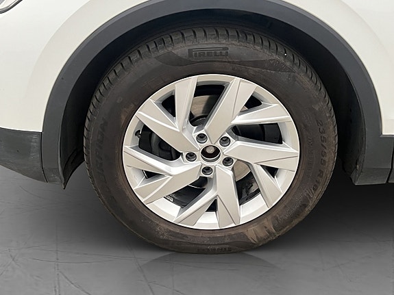 Volkswagen Tiguan 24 of 27