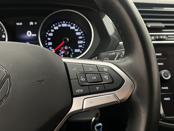 Volkswagen Tiguan 21 of 27