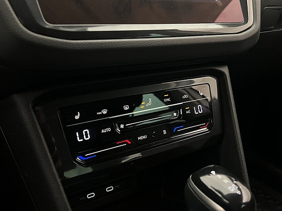 Volkswagen Tiguan 20 of 27