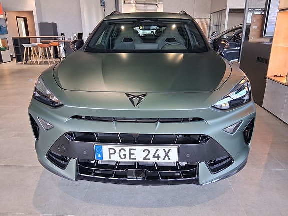 Cupra Formentor 2 of 14