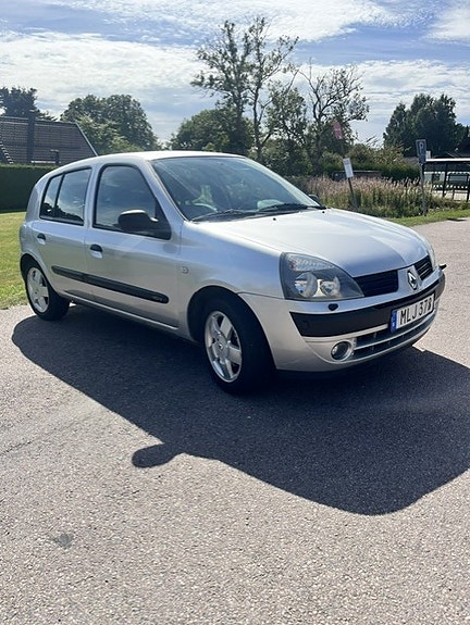 Renault Clio 3 of 7