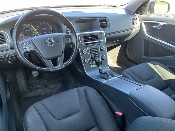 Volvo S60 5 of 5