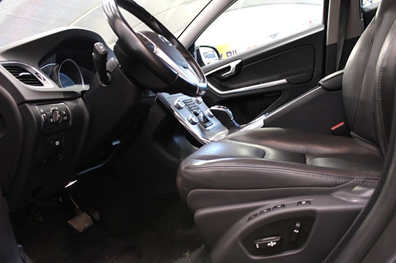 Volvo V60 Cross Country 13 of 20