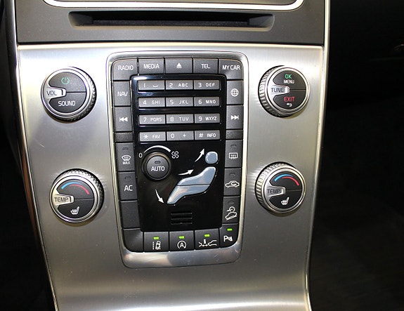 Volvo V60 Cross Country 19 of 20