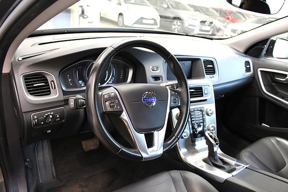 Volvo V60 Cross Country 12 of 20