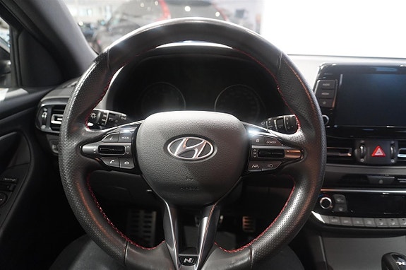 Hyundai i30 8 of 11