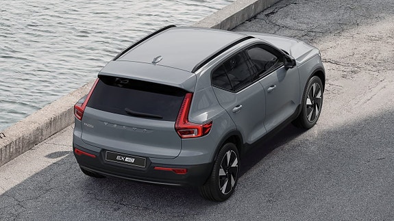 Volvo EX40 7 of 13