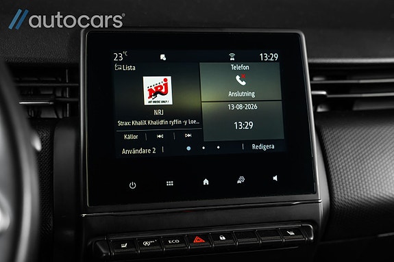 Renault Clio 23 of 30