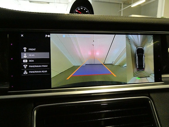 Porsche Panamera 4 25 of 26