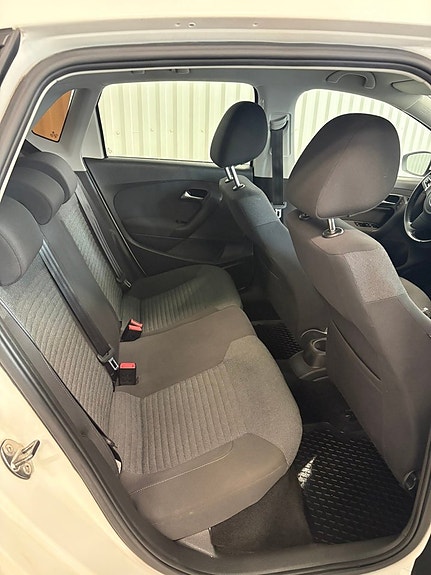 Volkswagen Polo 4 of 4