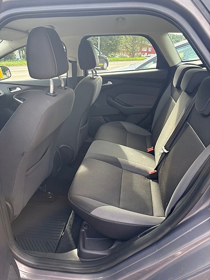 Ford Focus 4 of 4
