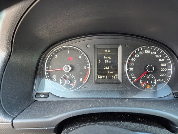 Volkswagen Caddy 8 of 9