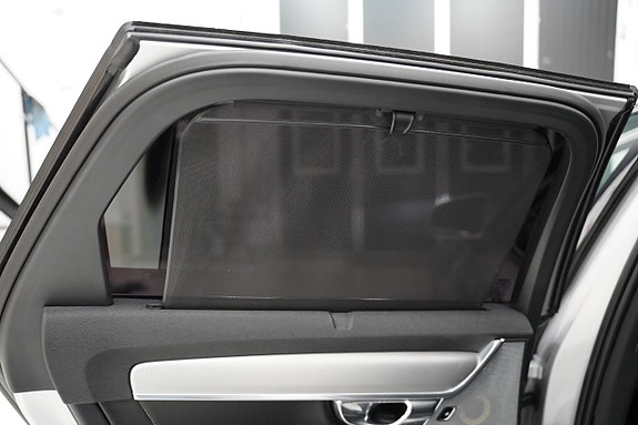 Volvo V90 24 of 29
