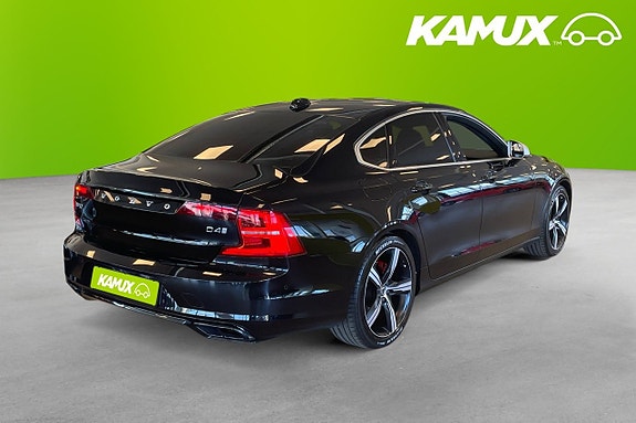 Volvo S90 4 of 26